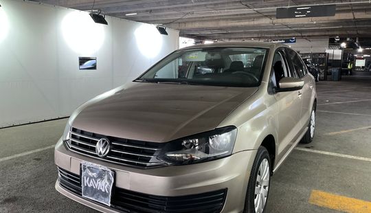 Volkswagen • Vento