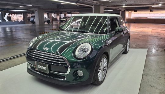 Mini • Cooper