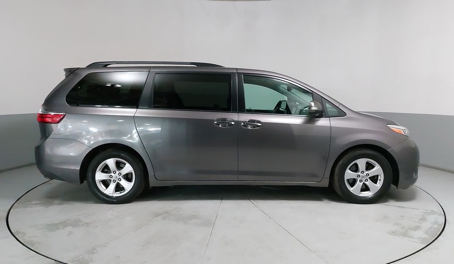 Toyota Sienna 3.5 LIMITED AT Minivan 2015