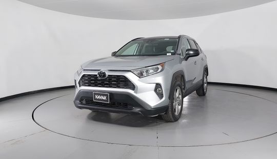 Toyota • RAV4