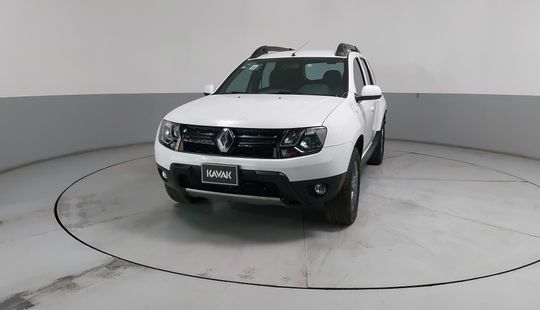 Renault • Duster