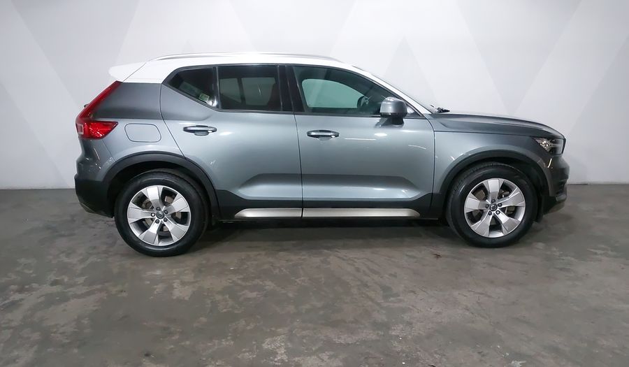 Volvo Xc40 2.0 MOMENTUM T5 AUTO 4WD Suv 2019