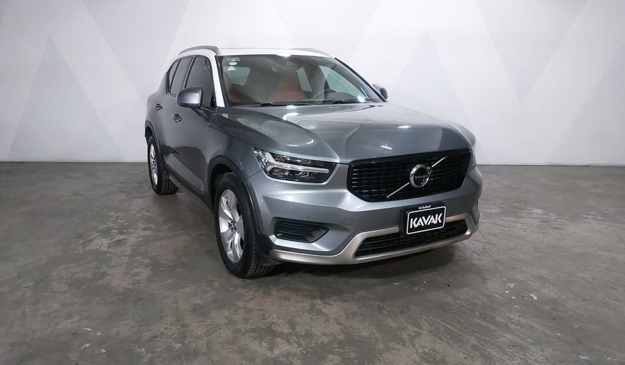 Volvo Xc40 2.0 MOMENTUM T5 AUTO 4WD Suv 2019