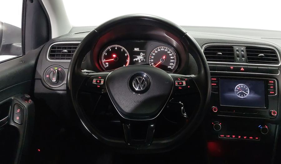 Volkswagen Vento 1.6 HIGHLINE Sedan 2019