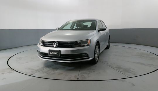 Volkswagen • Jetta