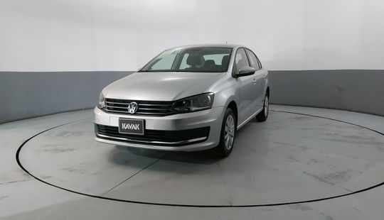 Volkswagen • Vento