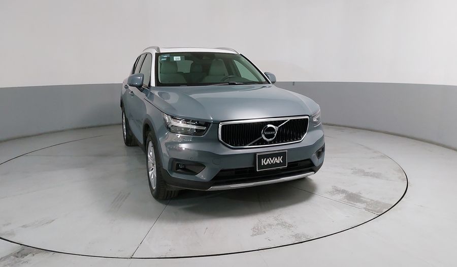 Volvo Xc40 2.0 T5 MOMENTUM AUTO 4WD Suv 2020