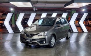 Toyota • Etios