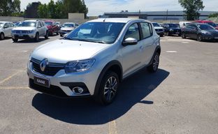 Renault • Sandero