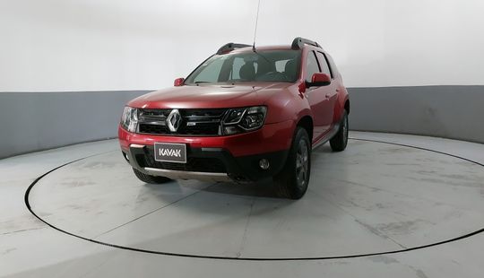 Renault • Duster