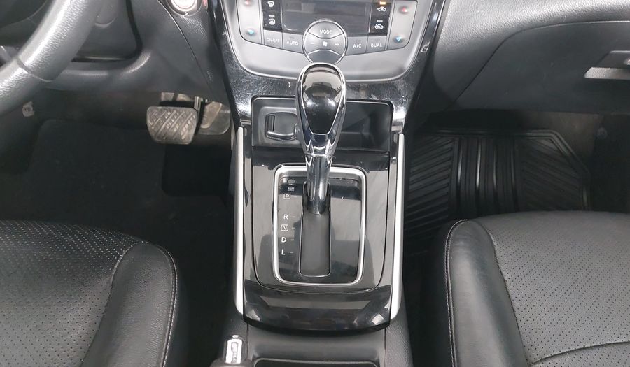 Nissan Sentra 1.8 EXCLUSIVE NAVI CVT Sedan 2017