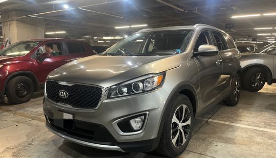 Kia • Sorento