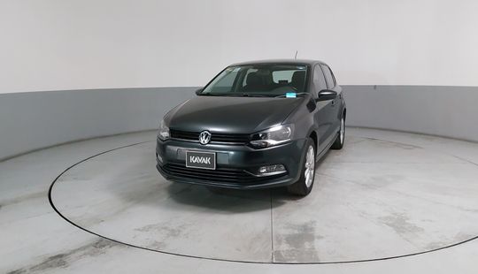 Volkswagen • Polo