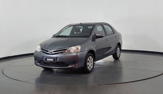 Toyota • Etios