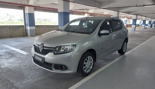 Renault • Sandero