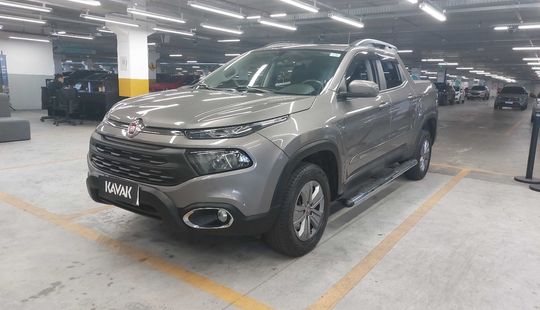 Fiat • Toro