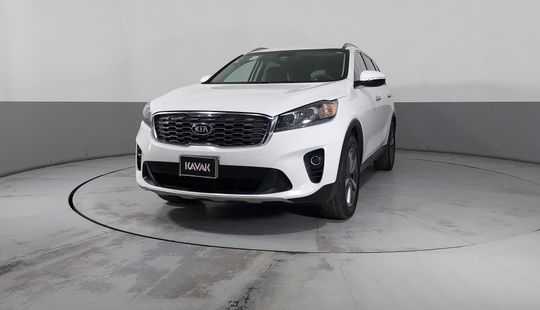 Kia • Sorento