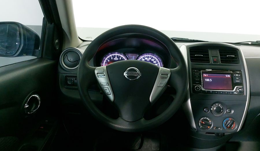 Nissan Versa 1.6 ADVANCE TA AC Sedan 2015