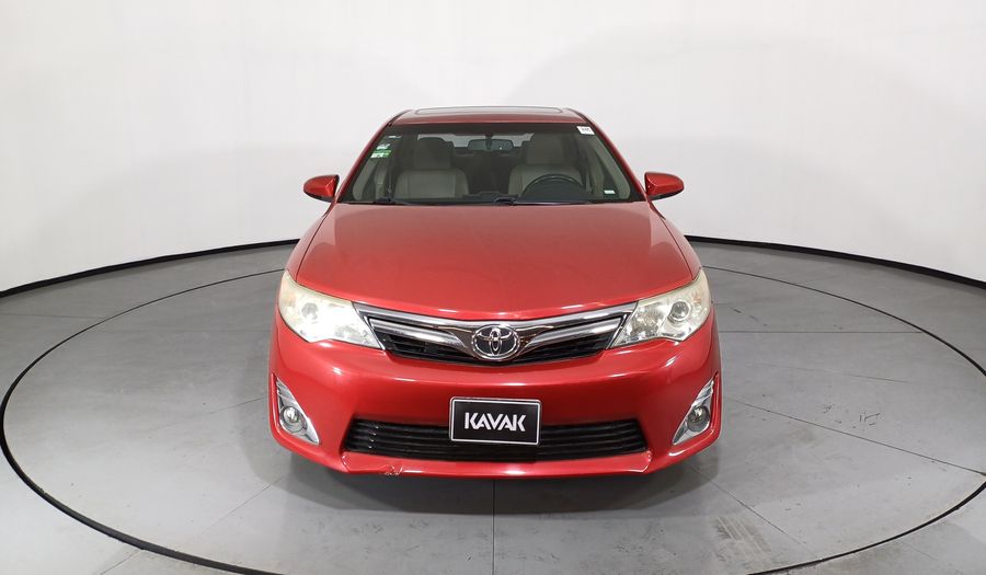 Toyota Camry 2.5 XLE L4 6AT Sedan 2014