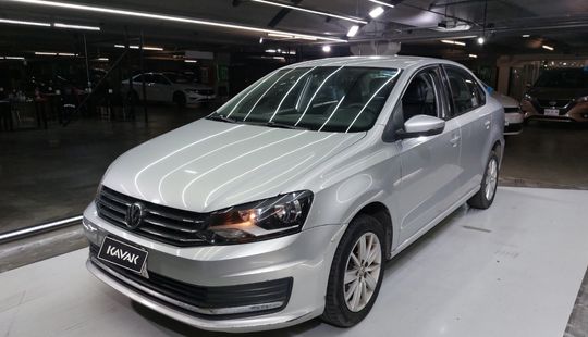 Volkswagen • Vento