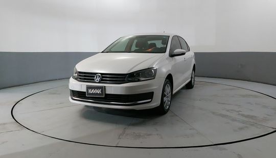 Volkswagen • Vento