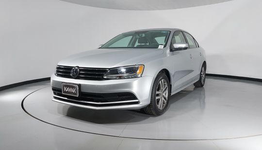 Volkswagen • Jetta