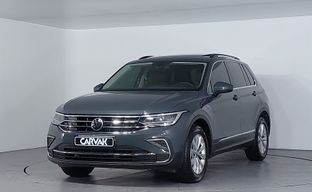 Volkswagen • Tiguan