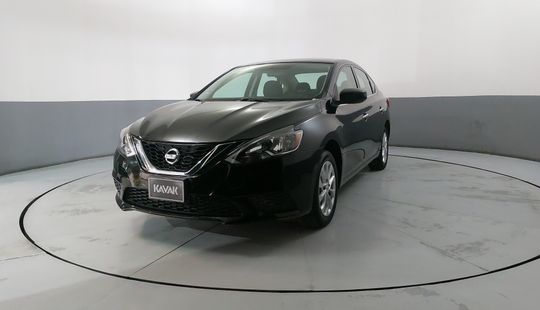 Nissan • Sentra