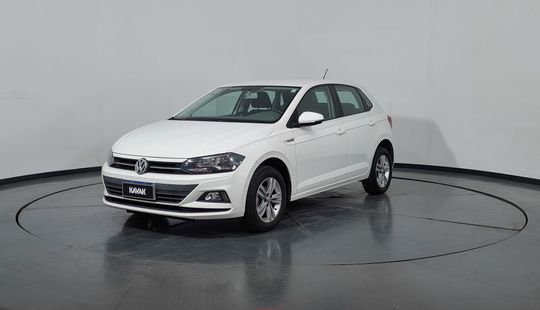 Volkswagen • Polo