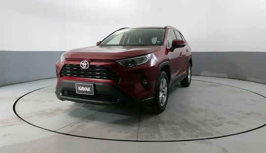 Toyota • RAV4