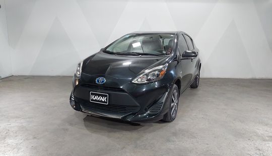 Toyota • Prius C