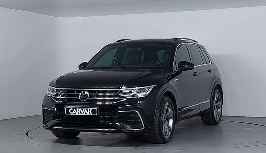 Volkswagen • Tiguan