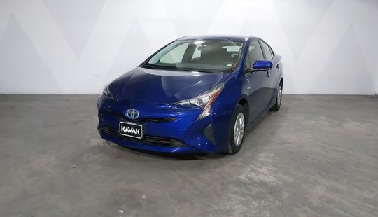 Toyota • Prius