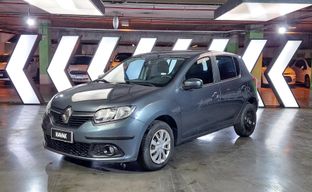 Renault • Sandero