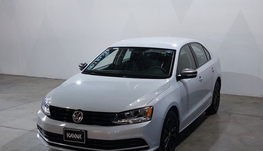 Volkswagen • Jetta