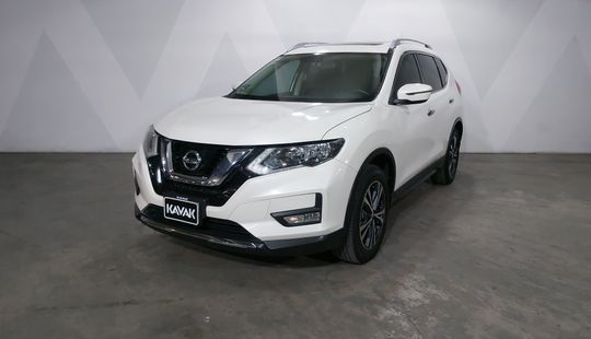 Nissan • X-Trail