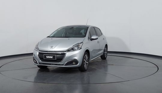 Peugeot • 208