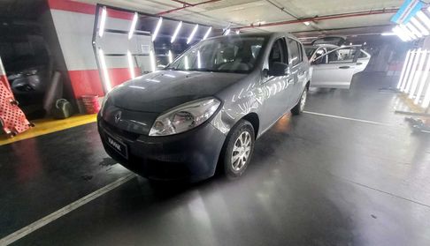 Renault Sandero Stepway 1.6 DYNAMIQUE MT Hatchback 2011