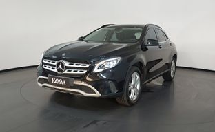 Mercedes Benz • GLA 200