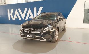 Mercedes Benz • GLA 200