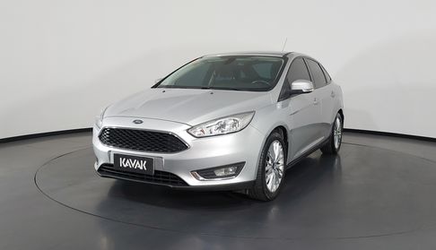 Ford Focus SE FASTBACK Sedan 2018