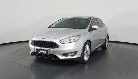 Ford Focus SE FASTBACK-2018