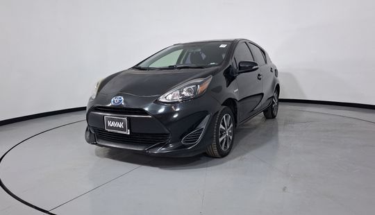 Toyota • Prius C