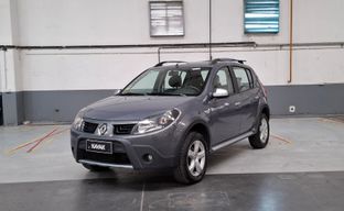 Renault • Sandero Stepway