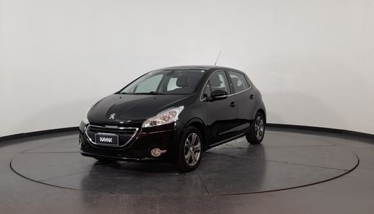 Peugeot • 208