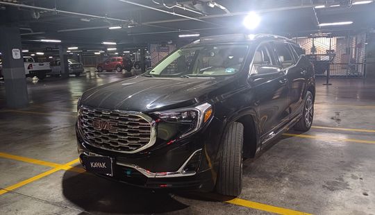 Gmc • Terrain