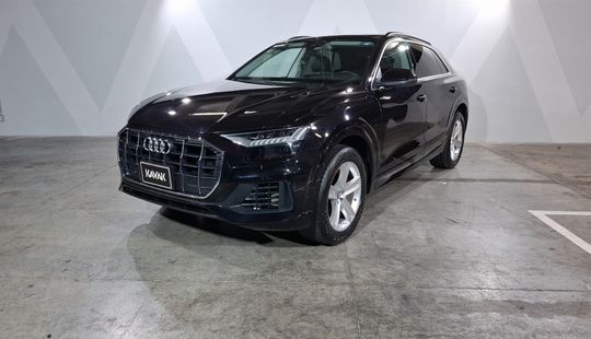 Audi • Q8