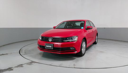 Volkswagen • Jetta