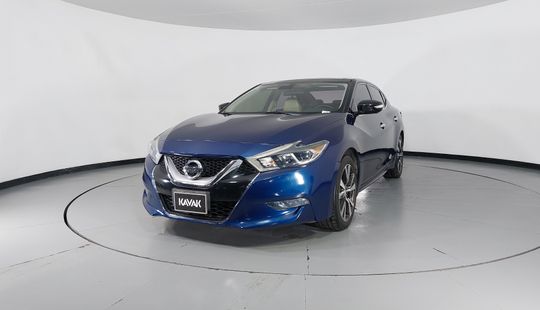 Nissan • Maxima