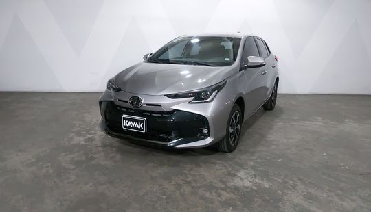 Toyota • Yaris